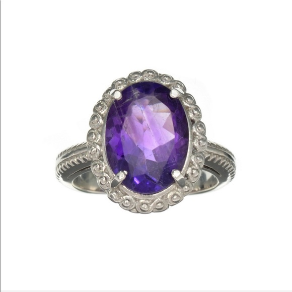 ClearanceSALE!!!5.47 Oval Purple Amethyst Ring - Picture 1 of 2